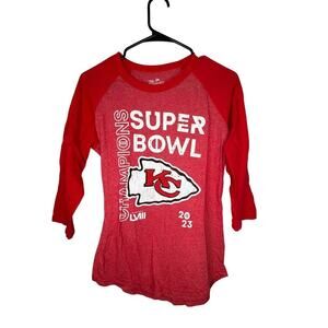 NWT Super Bowl Champions 2023 Chiefs Women’s 3/4 Sleeve Baseball Tee